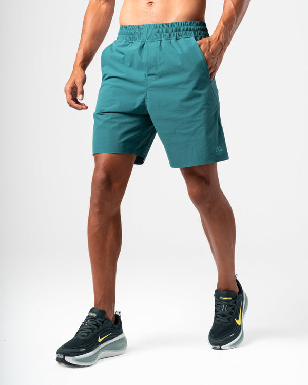 Versa Short - Emerald Green